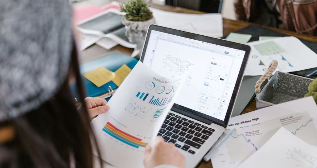 Why Financial Statements Are Rarely Built in Excel (But Excel Still Rules Finance)